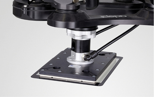 



Der Dünnglasgreifer STGG eignet sich insbesondere auch für die Handhabe von TFT-Displays, die gerade einmal 0,1 Millimeter dick sind.
