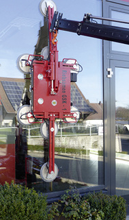 
Für komplexe Baustellenanforderungen fertigt Riebsamen individuelle Hebe- und Montagelösungen.



