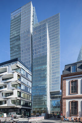 Neue Schüco Repräsentanz im Frankfurter Nextower: Auf 772 Quadratmetern können Architekten, Kunden und Interessenten die innovative Markenwelt von Schüco live vor Ort erleben.