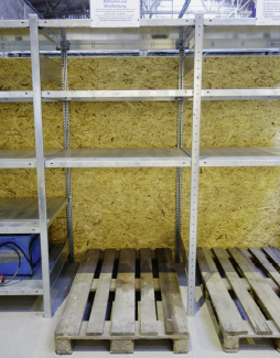 



Das Retouren-Regal sollte ausreichend Platz bieten und große Fächer haben. 
