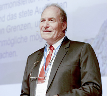 <p>
</p>

<p>
Der langjährige Institutsleiter Prof. Ulrich Sieberath wird im Laufe des Jahres 2020 die Leitung abgeben. Sieberath werde dem Institut anschließend für zwei Jahre beratend zur Seite stehen.
</p> - © Foto: ift Rosenheim

