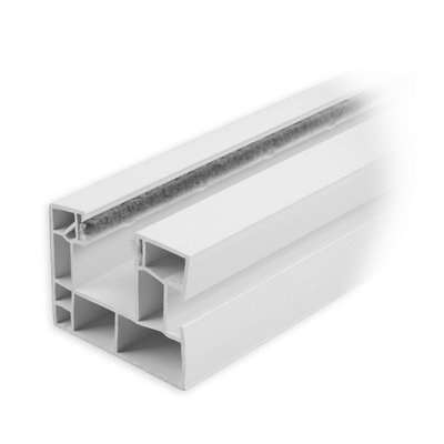 



Rollladenführungsschienen werden bei Neubaurollläden meistens über die Fenster- oder Türanlage mitgeliefert. Ob geklipst oder geschraubt, wird da in der Regel bei der Montage vom Rollladen nicht geprüft.
