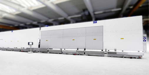 XXL im Fokus: Kürzlich hat Bystronic glass die größte ISO-Linie der Welt für bis zu 18 m lange Gläser ausgeliefert.