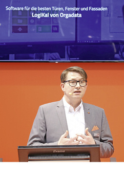 



Orgadatas Moderatoren (im Bild Henning Wagner) werden während der „Bau 2019“ auf einer Bühne die Software-Neuheiten für den Fenster-, Türen- und Fassadenbau präsentieren. 
