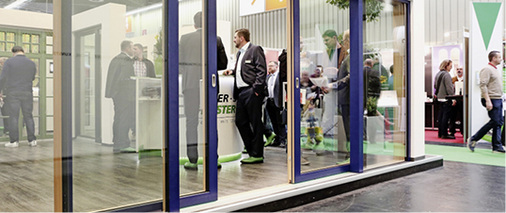 



Die Hebe-Schiebe-Tür HST 115 „Sky Axxent“ aus Aluminium-Holz von Kneer-Südfenster setzt in puncto Design und mit Nullbarriere-Schwelle neue Maßstäbe.
