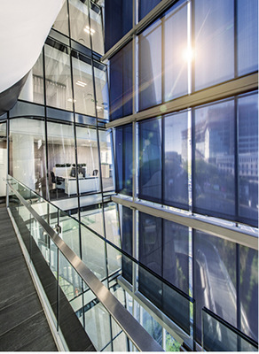 



Vom Raffstore über Verdunklungsanlagen bis Kassetten-Rollos wurden ca. 4600 Einheiten montiert.
