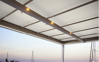 



Zum Bedienen der Funktionen nutzt markilux die drahtlose io-Technologie „Connexoon Smart Home“.
