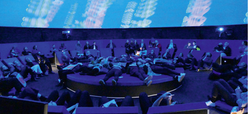 



Beim InfinityDome sorgen Highend-Projektoren für ein kristallklares 360° Bild und 16+4 Lautsprecher für ein faszinierendes Sound-Erlebnis.
