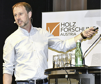 <p>
</p>

<p>
Dr. Andreas Gobiet von der Zentralanstalt für Meteorologie und Geodynamik (ZAMG) weiß, wie sich das Klima in Österreich bis 2050 verändern wird.
</p> - © Foto: Daniel Mund / GLASWELT

