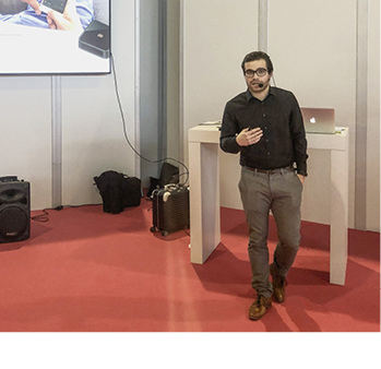 <p>
</p>

<p>
Dominik Klett von Elero zeigte im Smart Home Forum auf, wie der Komfort gesteigert werden kann.
</p> - © Foto: Olaf Vögele

