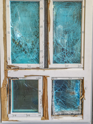 Die Elemente nach den Einbruchsprüfungen am IHD Dresden