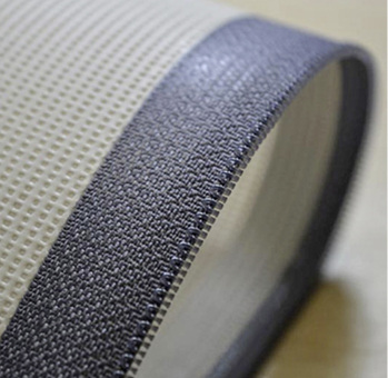 



Beim Fügen muss sich ein sauberes und planes Schweißbild bei der Verbindung mit dem Gewebe zeigen.
