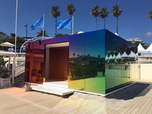 Hier im Bild der Pavillion "Where The Rainbow Ends", dem gebauten Highlight des Cannes Lions Festival of Creativity 2019.