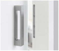 



Das Halten der geschlossenen Tür erfolgt ohne direkten Kontakt durch einen Schließmagneten.
