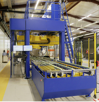 



… in das neue Combiflex-Bearbeitungszentrum von Forvet.
