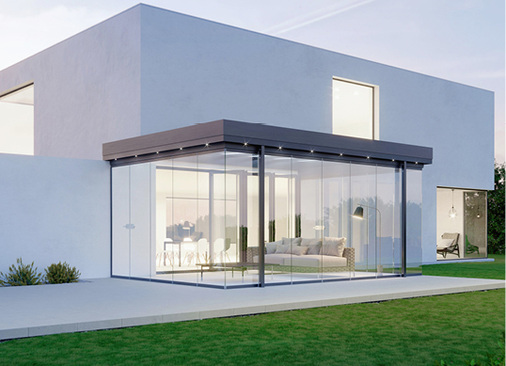 <p>
</p>

<p>
Kubistische Formen bei Häusern sind angesagt, ein Trend, dem auch die Glasdächer folgen. Der Sonnenschutz kann hier optisch relativ unauffällig integriert werden.
</p> - © Foto: Solarlux

