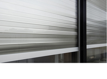 <p>
</p>

<p>
Das ISO-Roll-Sonnenschutz beeinträchtigt die Optik der Fassade nicht und wird deshalb auch häufig in denkmalgeschützten Objekten eingesetzt. 
</p> - © Foto: Glastec Rosenheim

