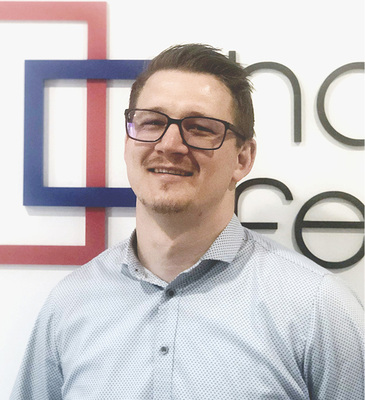 



Matthias Lachmann ist seit einem Jahr Leiter Produktmanagement, strategischer Einkauf und Stammdaten bei Timm Fensterbau.
