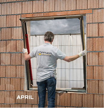 



Montagenzargenkonzeption: Schon früh wird die Zarge in die Rohbauwand eingebaut,…
