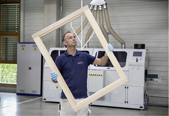 



Induline LW-721/05 bringt naturbelassene Oberflächen voll zur Geltung.
