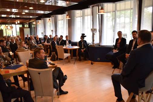 Künftig soll mehrere kleiner Diskussionsrunden und Workshops auf den Fenstertagen etabliert werden.