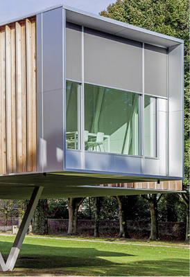 



Absolut sichere Montage in der Fassade. Hier können Maximalanforderungen bis 24 m/s an den ZIP gestellt werden.
