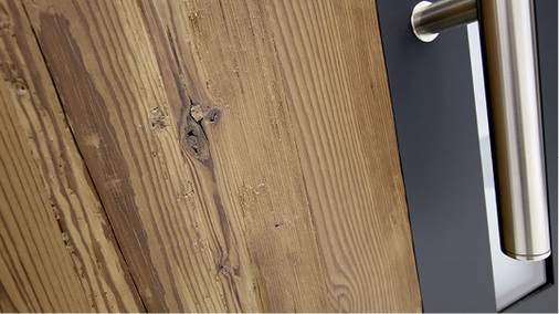 



Detail Echtholzoberfläche 
