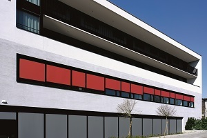 Das beneidenswert glatte Tuchbild und ein gleichmäßiges Wickelverhalten verdankt die MHZ Fenstermarkise zip_2.0 dem patentierten Fibonacci-Gleitersystem.