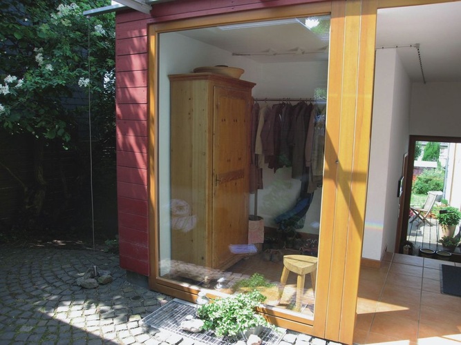 Fenster- und Türanlage im Giebel (Gartenseite) Fenster- und Türanlage im Giebel (Gartenseite)