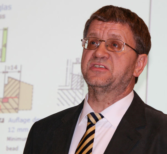 Rainer Oberacker, Leiter der der technischen Beratung im Fachverband GFF BW: “IV 68 ist kein Zukunfsquerschnitt“ - Daniel Mund / GLASWELT - © Daniel Mund / GLASWELT
