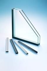 Anstandshalter für die Warme Kante. - Ensinger