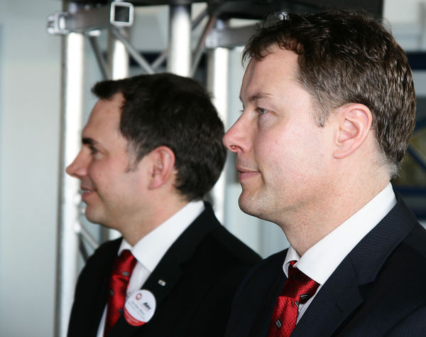 Leiten die Geschicke des Unternehmens: Jan-Peter Albers und Jörg Holzgrefe (v.l.) - Daniel Mund / GLASWELT