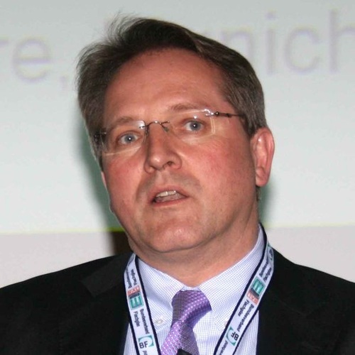 Ernst Rauch, der Leiter des Klimacenters der Münchner Rückversicherung - © Matthias Rehberger, GLASWELT
Ernst Rauch, der Leiter des Klimacenters der Münchner Rückversicherung - Matthias Rehberger, GLASWELT