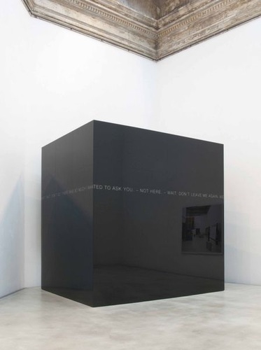 Ein 4m hoher, begehbarer Kubus aus Glas war die Abschlussarbeit von Mikka Wellner. - Mikka Wellner