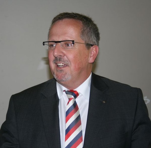 Isolar-Lizenzgeber Hans-Joachim Arnold - Matthias Rehberger, GLASWELT