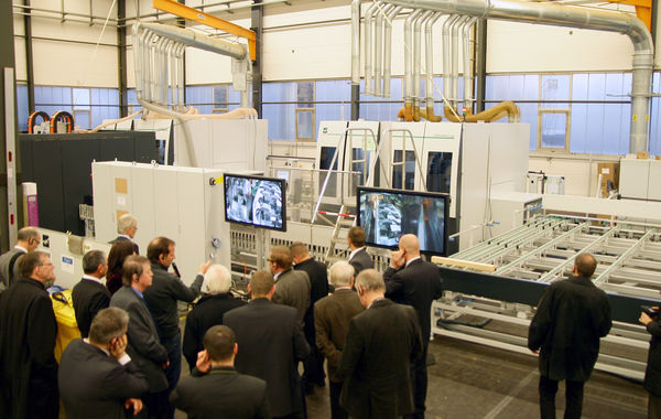 Einen hohen Aufmerksamkeitswert versprach sich Weinig u. a. von der Conturex C 226, der für den größten slowenischen Hersteller und Exporteur von Fassadenelementen in Tauberbischofsheim gebaut worden ist. - Daniel Mund / glaswelt.de