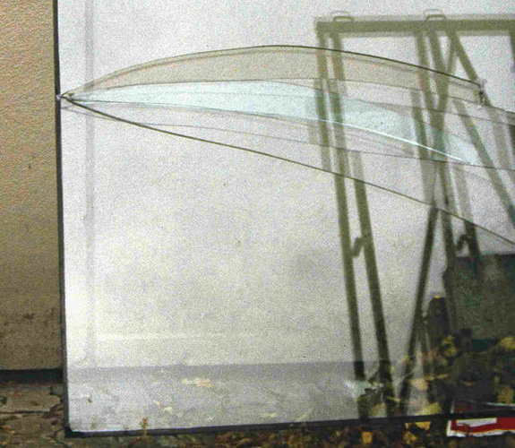 Kantenbeschädigung an der Baustelle an einer 8 m² großen Isolierglaseinheit. - Ekkehard Wagner