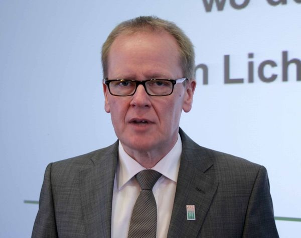 Zufrieden über mehr als 150 Teilnehmer zeigte sich BF-Geschäftsführer Jochen Grönegräs. - Matthias Rehberger, GLASWELT