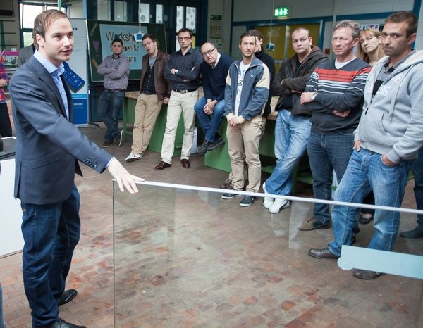 Ein weiterer Schwerpunkt der Workshops waren neue Montagesysteme für Glasgeländer. - Rainer Hardtke, GLASWELT - © Rainer Hardtke, GLASWELT
