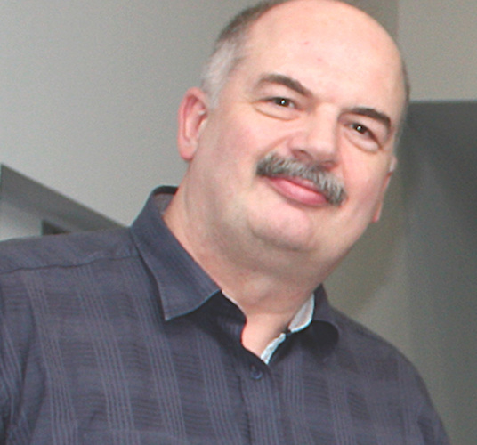 Autor Willi Kühnel ist Vertriebsleiter der Glastechnik Holger Kramp - Holger Kramp