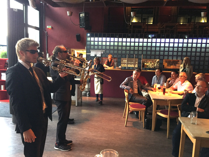 Am Vorabend des Partnertages wurde "etwas Besonderes abseits des Gewöhnlichen" geboten. - Daniel Mund / GLASWELT