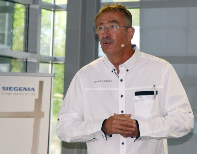 Guy Muller, Leitung Geschäftsbereich Markt-Kunden bei Siegenia. - Daniel Mund / GLASWELT