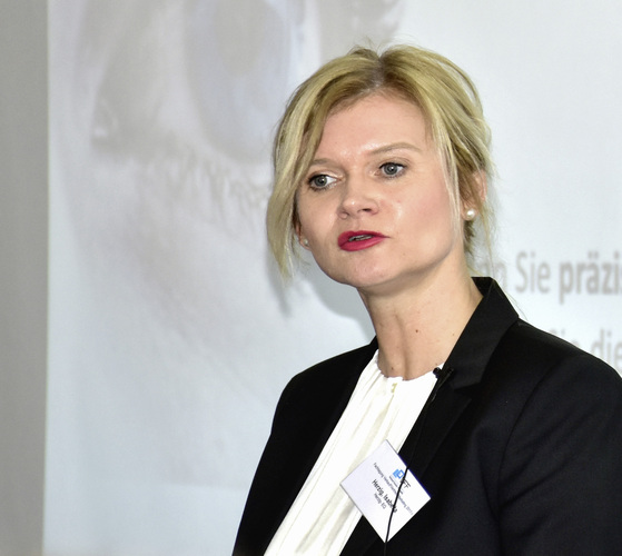 Isabella Herzig hat vor Kurzem mit Ihrem Mann ihr Haus komplett umgebaut - Daniel Mund / GLASWELT