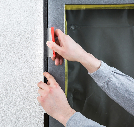 Sto-Dehnfugenband anbringen - Sto SE & Co. KGaA