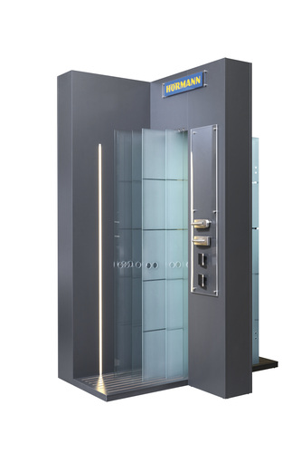 Weiter bietet Hörmann seinen Partnern ein eigens dafür entwickeltes Ausstellungselement für Verkaufsräume an. - Hörmann