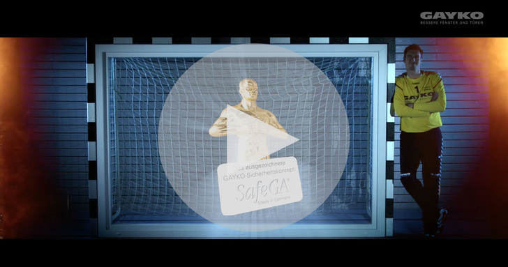 Carsten Lichtlein ist im Spot von Gayko zentrale Figur. - Gayko