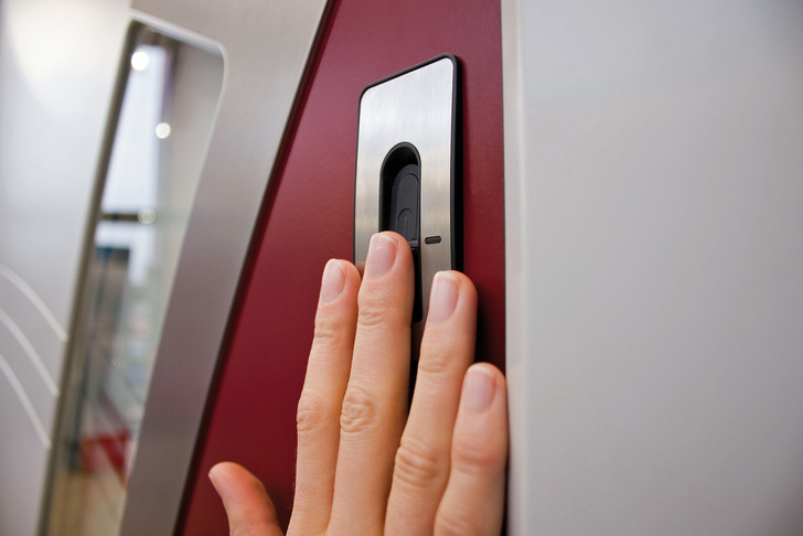 Fingerprint-System an der Haustür - VFF/Bayerwald Fenster & Türen