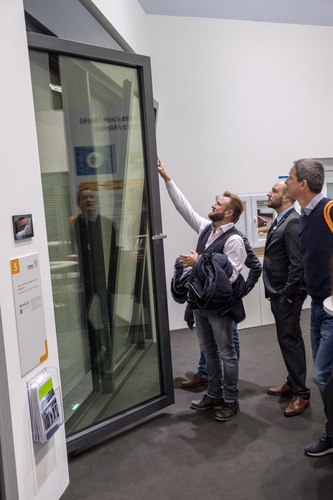 Moderne Fassaden sind smart und steuern Verschattungen, adaptive Verglasungen, Lüftung, Öffnung und Zutrittskontrolle (Schüco); Link zum Exponat: https://www.ift-rosenheim.de/mitaussteller-schueco-2 - Nürnbergmesse