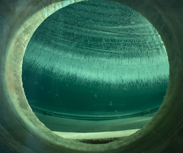 Blick in den Speicher der innovativen Eisspeicherheizung des Fensterbauers - Daniel Mund / GLASWELT