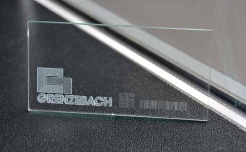Glas mit stets aktuellem digitalen Fingerabdruck — Grenzebach stellt dafür unterschiedliche Systeme bereit. - Grenzebach